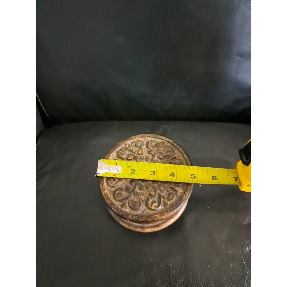 Vintage Covered Wood Box Trinket Round Hand Carved Lidded‎ Victorian